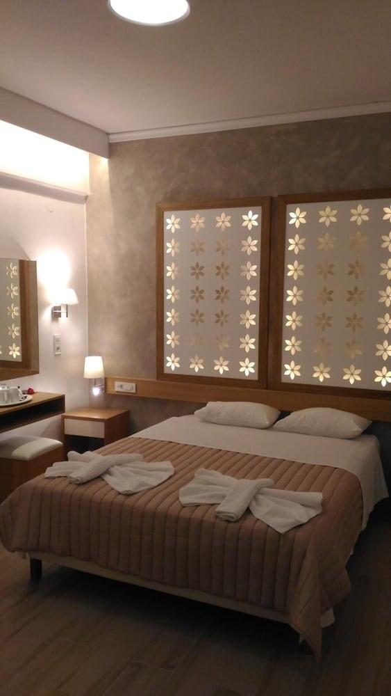 Hotel Aghas Paleochora المظهر الخارجي الصورة