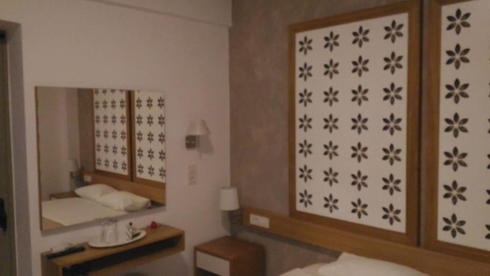 Hotel Aghas Paleochora المظهر الخارجي الصورة