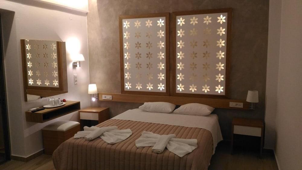 Hotel Aghas Paleochora المظهر الخارجي الصورة